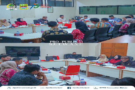Ketua Komisi I Dewan Perwakilan Rakyat Daerah (DPRD) Kabupaten Bekasi, Ridwan Arifin @ridwaniwangarifin membuka dan memimpin jalannya rapat kerja bersama Pemerintah Daerah dalam rangka pembahasan Kebijakan Umum Anggaran (KUA) dan Prioritas Plafon Anggaran