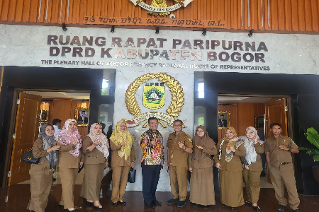 Kunjungan Kerja Badan Musyawarah DPRD Kabupaten Bekasi dalam rangka Studi Banding Mengenai Bagaimana Mengoptimalisasikan Hasil Badan Musyawarah agar lebih Efektif dan Efisien.