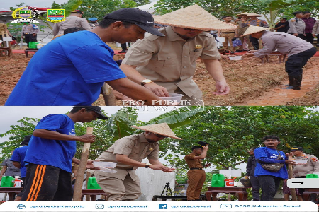 Ketua Dewan Perwakilan Rakyat Daerah (DPRD) Kabupaten Bekasi, Ade Sukron, S.H.I, M.Si dan Anggota Komisi I, Ibnuh Hajar, S.Ag bersama unsur Forkopimda Kabupaten Bekasi menghadiri gelaran Penanaman Jagung Serentak satu juta hektare yang diinisiasi oleh Kep