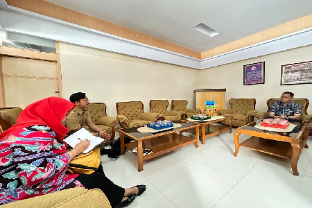 Koordinasi Dan Study Banding Terkait Pengelolaan JDIH Ke Kantor DPRD Kabupaten Garut