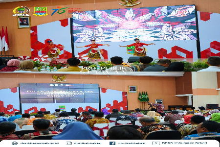 Wakil Ketua DPRD Kabupaten Bekasi Bapak Budi Muhammad Mustafa @Budi_muhammad_mustafa menghadiri kegiatan Musyawarah Perencanaan Pembangunan (Musrenbang) CSR Kabupaten Bekasi Tahun 2025 yang digelar sebagai upaya memperkuat sinergi dan kolaborasi dalam pem