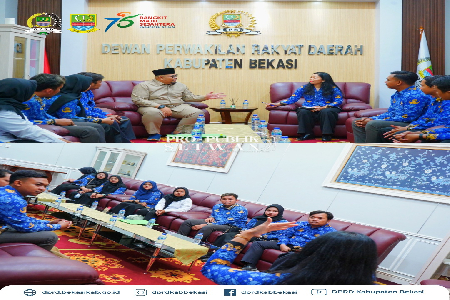 Ketua Komisi I DPRD Kabupaten Bekasi @ridwaniwangarifin Bersama BKPSDM Kabupaten Bekasi menerima audiensi dari Aliansi Honorer Non Data Base BKN Gagal CPNS & TMS Indonesia Kabupaten Bekasi, Audiensi digelar di ruang Rapat VIP, Gedung DPRD Kabupaten Be