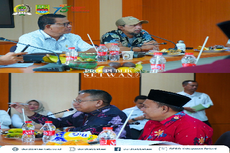 Wakil Ketua DPRD Kabupaten Bekasi, H. Usup Supriatna, S.IP dan Budi Muhammad Mustafa memimpin langsung jalannya Rapat Kerja Badan Anggaran (Banggar) DPRD Kabupaten Bekasi bersama Pemerintah Daerah yang digelar di Ruang Badan Legislatif Gedung DPRD Kabupat