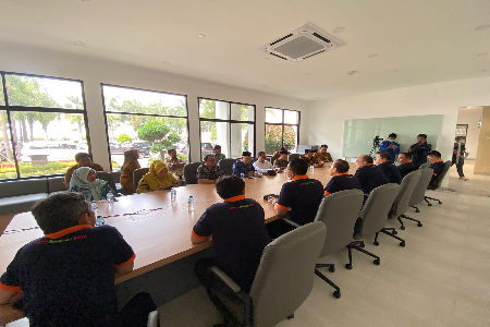 KUNJUNGAN KERJA LAPANGAN PANSUS 23 DPRD KABUPATEN BEKASI DALAM RANGKA MEMBAHAS RAPERDA TENTANG PERLINDUNGAN DAN PEMBERDAYAAN KOPERASI DAN USAHA MIKRO KE PT. FAJAR SURYA WISESA