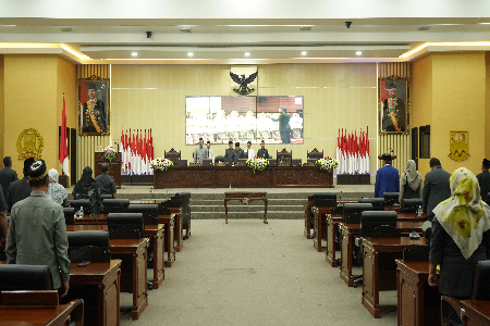 Rapat Paripurna DPRD Kabupaten Bekasi Dalam Rangka Penetapan Keputusan DPRD Terhadap Laporan Keterangan Pertanggung Jawaban (LKPJ) Bupati Bekasi Tahun 2022.