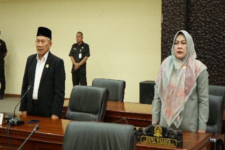 RAPAT PARIPURNA DPRD KABUPATEN BEKASI DALAM RANGKA PENYAMPAIAN NOTA PENJELASAN Pj. BUPATI BEKASI DAN PENETAPAN KEPUTUSAN DPRD TENTANG PENAMBAHAN DAFTAR PROGRAM PEMBENTUKAN PERATURAN DAERAH TAHUN 2023