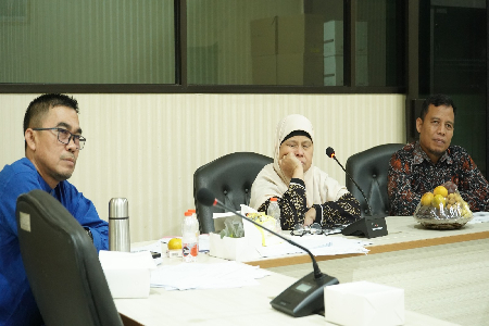 Rapat Kerja Komisi 1 DPRD Kab. Bekasi dengan Para Mitra Kerja membahas Pra KUA PPAS TA 2024