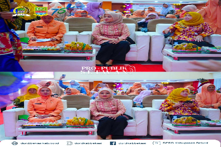 Ketua Ikatan Kekeluargaan Istri dan Anggota Dewan (IKIAD) DPRD Kabupaten Bekasi, Hj. Yoyoh Masruroh, S.Th.I., turut hadir dalam acara Peringatan Hari Ulang Tahun ke-26 Dharma Wanita Persatuan (DWP) Tingkat Kabupaten Bekasi yang diselenggarakan dengan penu