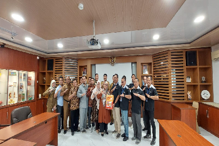 KUNJUNGAN LAPANGAN PIMPINAN DAN ANGGOTA KOMISI 1 DPRD KABUPATEN BEKASI KE PT. INDOFOOD