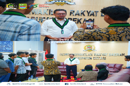 Ketua DPRD Kabupaten Bekasi, H. Ade Sukron, S.H.I, M.Si @adesukron04 menerima audiensi dari Himpunan Mahasiswa Islam (HMI) Kabupaten Bekasi pada Rabu (01/10/2025) yang bertempat di Ruang Rapat VIP Gedung DPRD Kabupaten Bekasi, Cikarang Pusat.