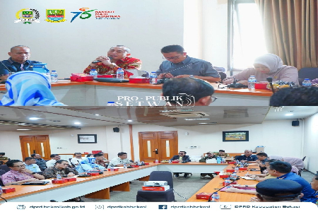 Cikarang Pusat (20/10/2025) Komisi III DPRD Kabupaten Bekasi menggelar Rapat Kerja bersama Dinas Lingkungan Hidup (DLH) Kabupaten Bekasi, membahas perusahaan-perusahaan yang pernah mendapatkan sanksi penyegelan oleh Dinas LH, serta menindaklanjuti pengadu